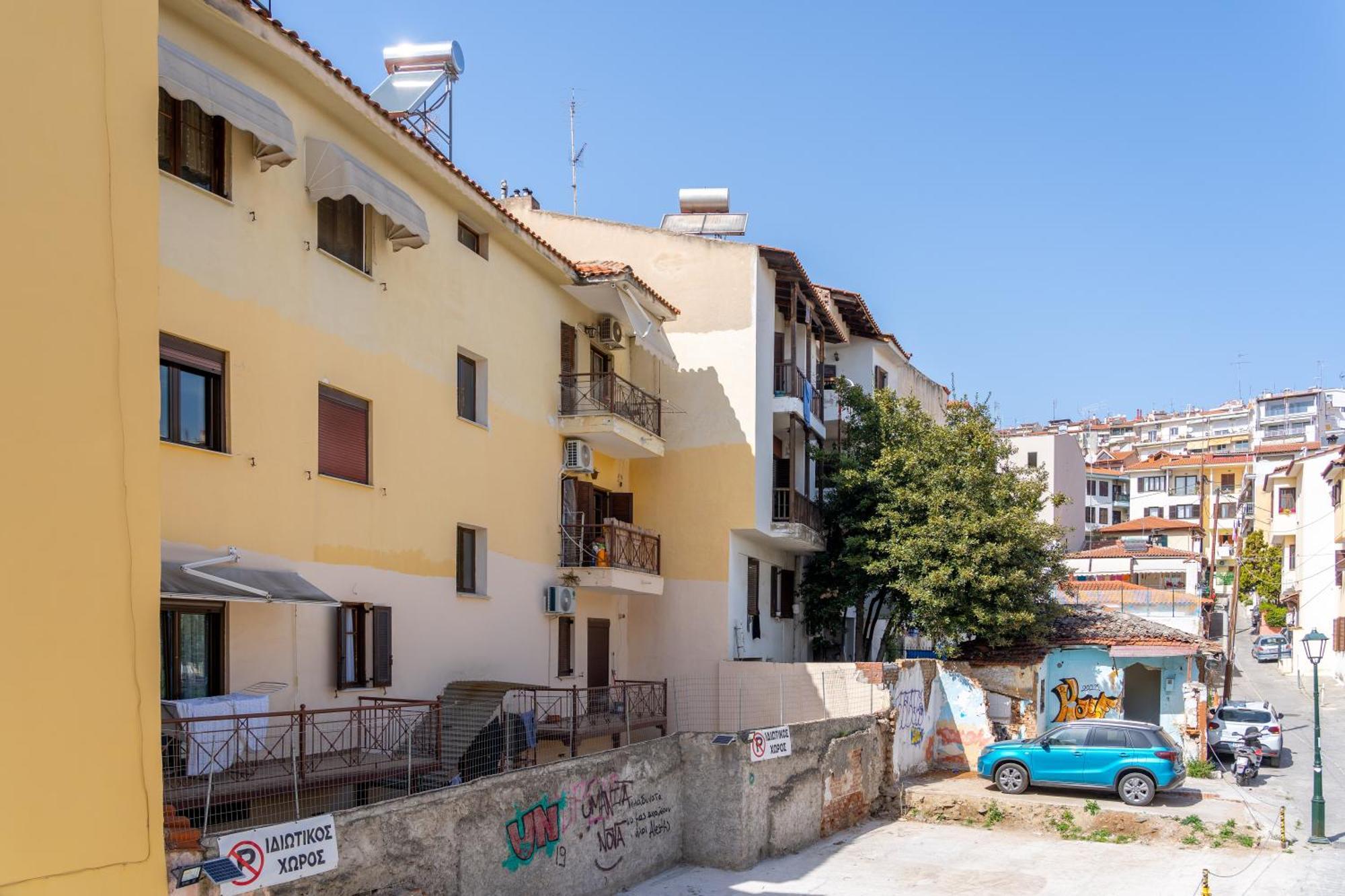 Angels Free Private Parking Saloniki